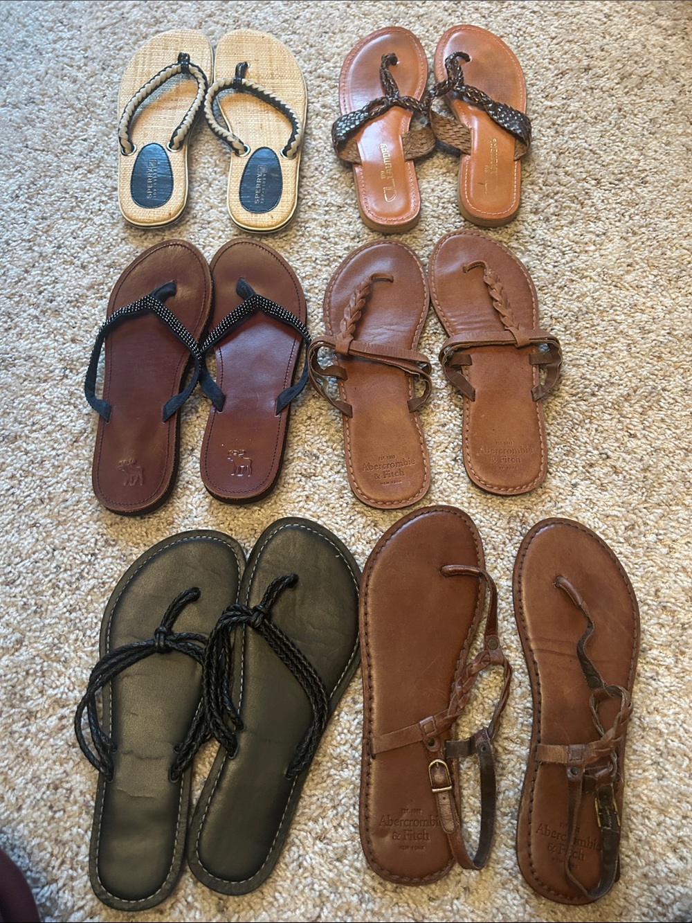 6 pairs of women’s sandals!!!